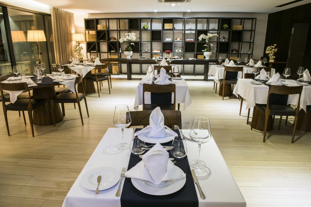 Hotel Perola Прая Екстериор снимка