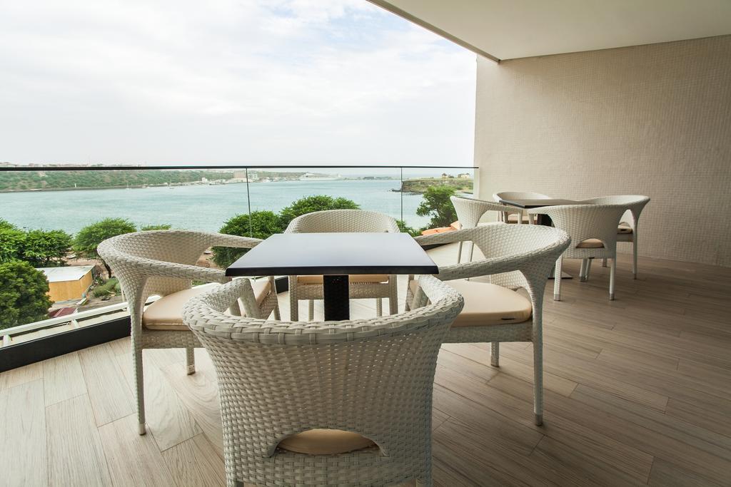 Hotel Perola Прая Екстериор снимка