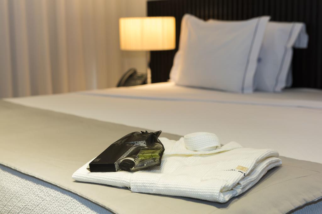 Hotel Perola Прая Екстериор снимка